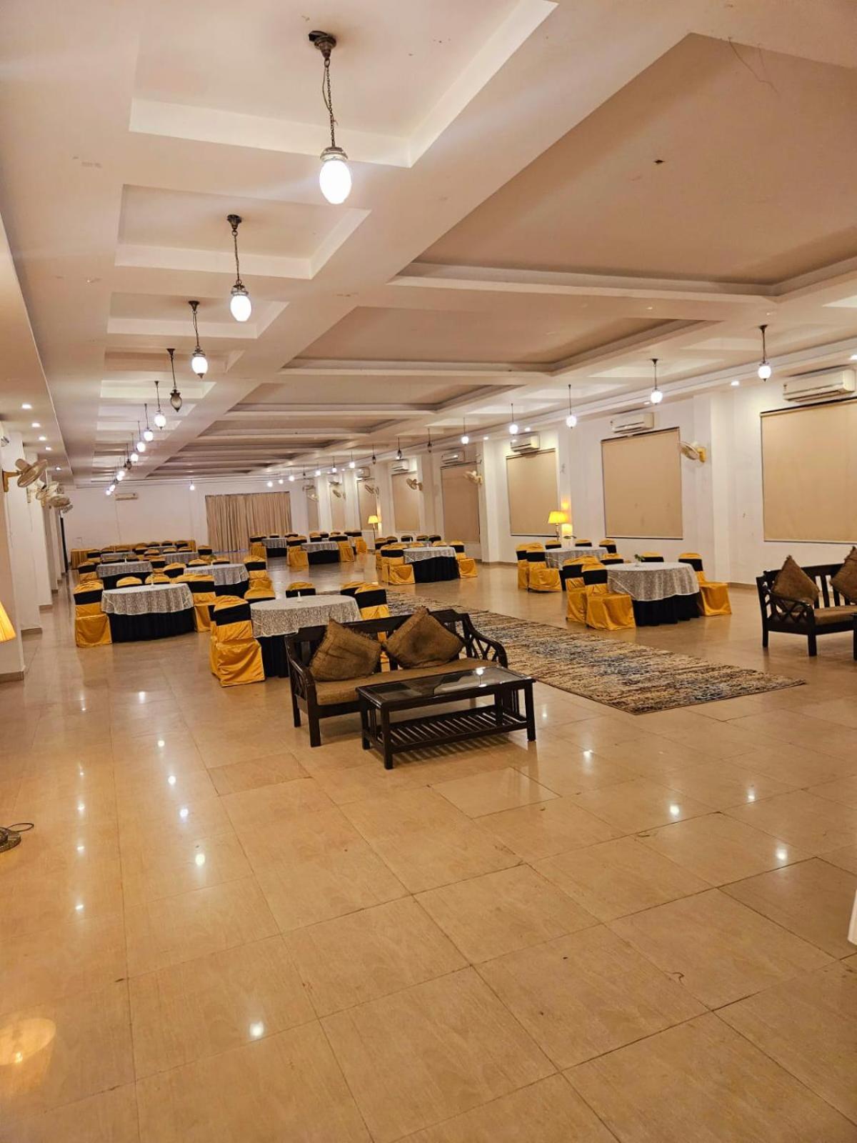 Corbett Tusker Trail Hotel Kashipur Bagian luar foto