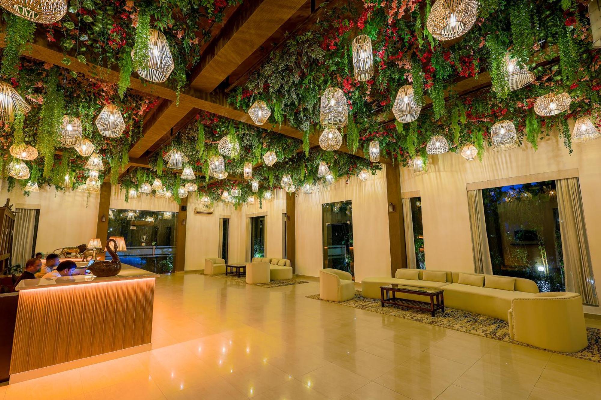 Corbett Tusker Trail Hotel Kashipur Bagian luar foto